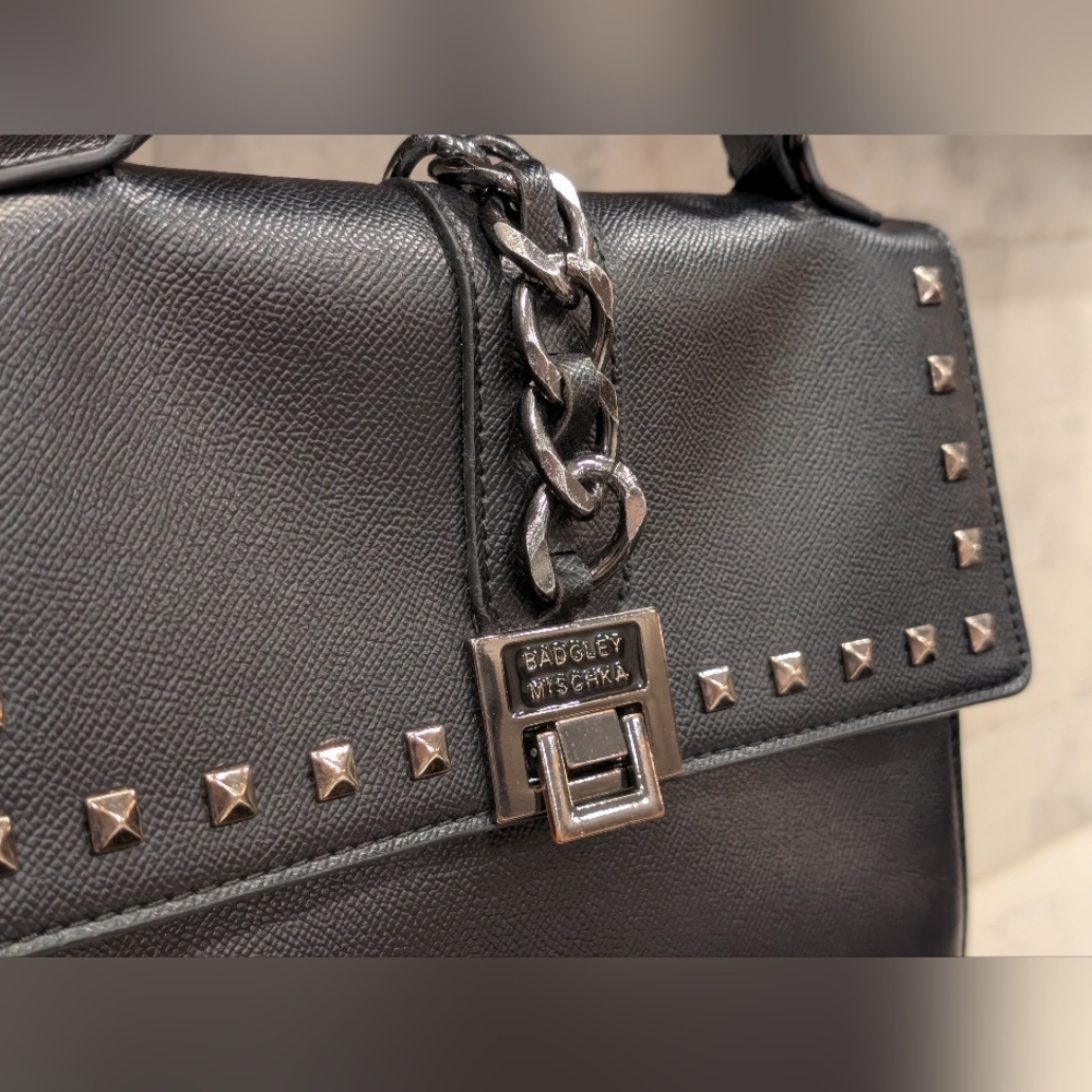 Badgley Mischka Black Studded Shoulder Bag - Picture 2 of 11